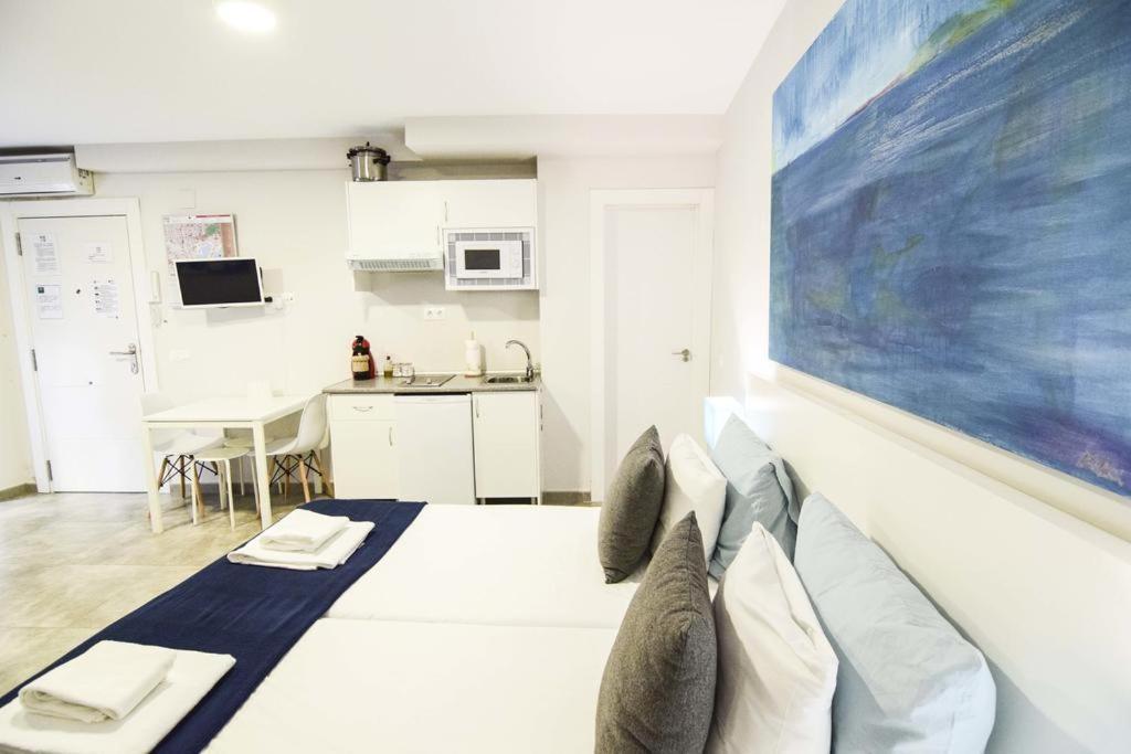Apartamentos Centro Salecianos Malaga Exterior photo